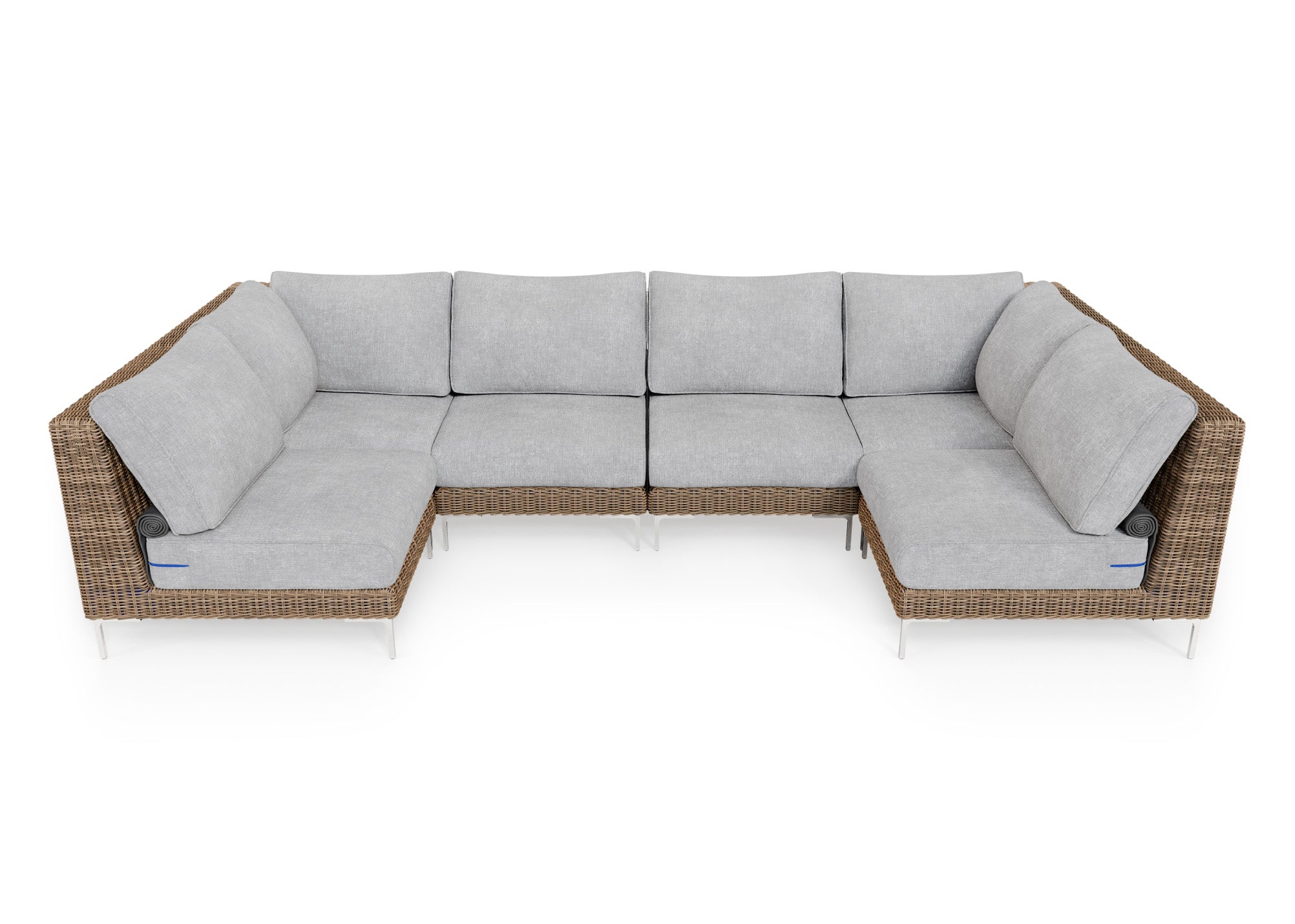 Brown Wicker Outdoor U Sectional - 6 Seat